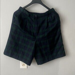 PENDLETON VINTAGE 100% virgen wool plaid high waisted shorts size 14